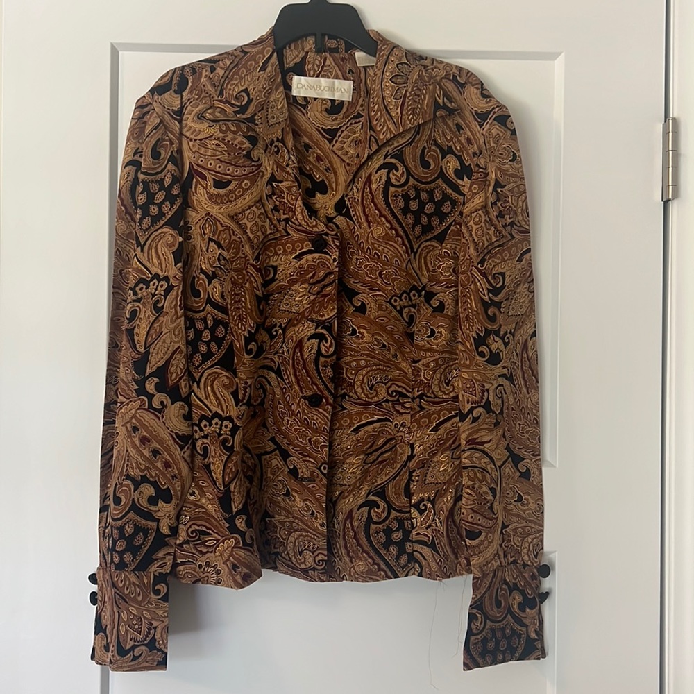 Beautiful Dana Buchman Silk Blouse. Sz 6